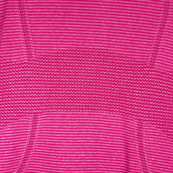 Lululemon Swiftly Tech Short Sleeve Excellent Condition Bright Pink Sz 4 - Picture 3 of 7